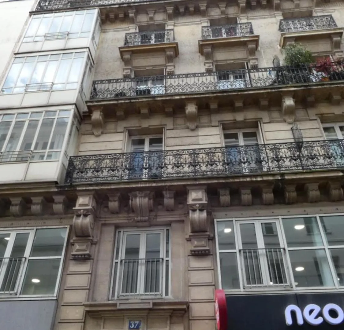 Beautiful Parisian Loft Style In The Heart Of Daire *